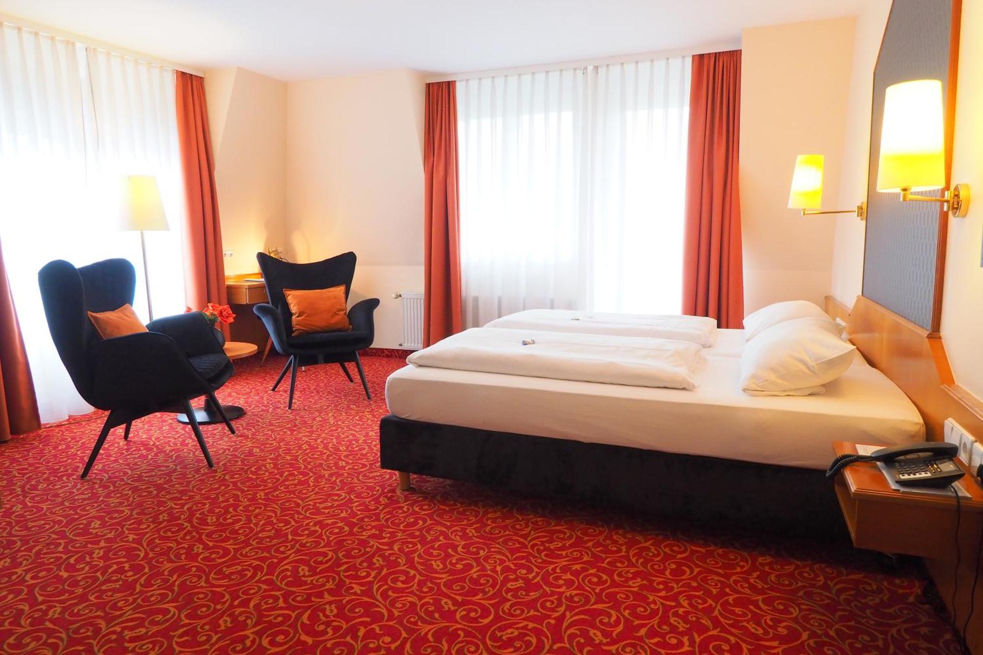 Hotel Alexa Бад-Мергентхайм Номер фото